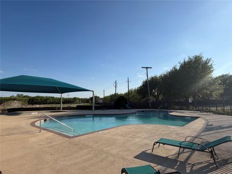 744 Hutchins Drive Crowley TX 76036
