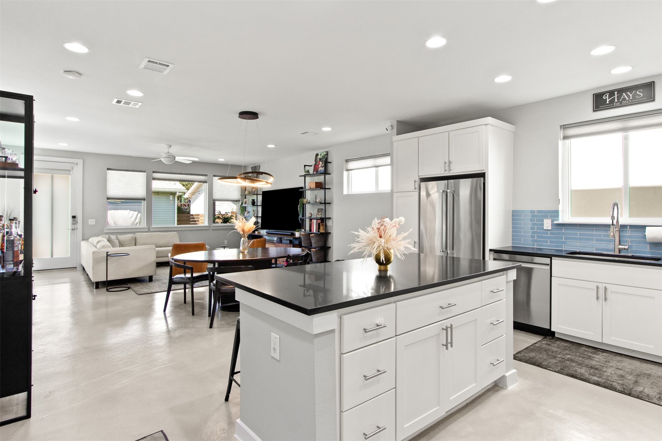 5335 Anita Street Dallas TX 75206