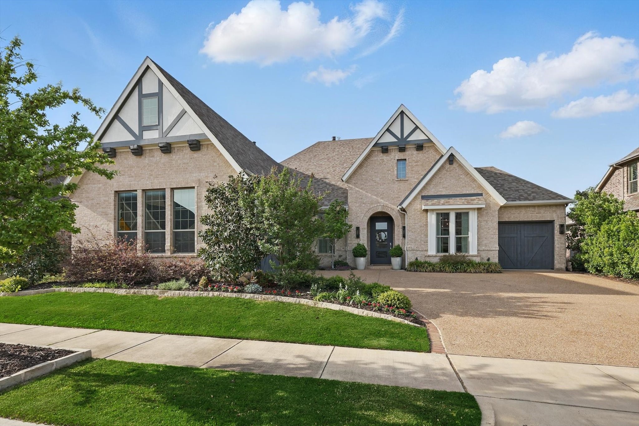 1317 Blue Lake Boulevard Arlington TX 76005