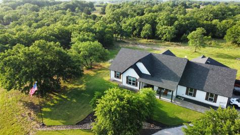 165 Rolling Bend Road Alvord TX 76225