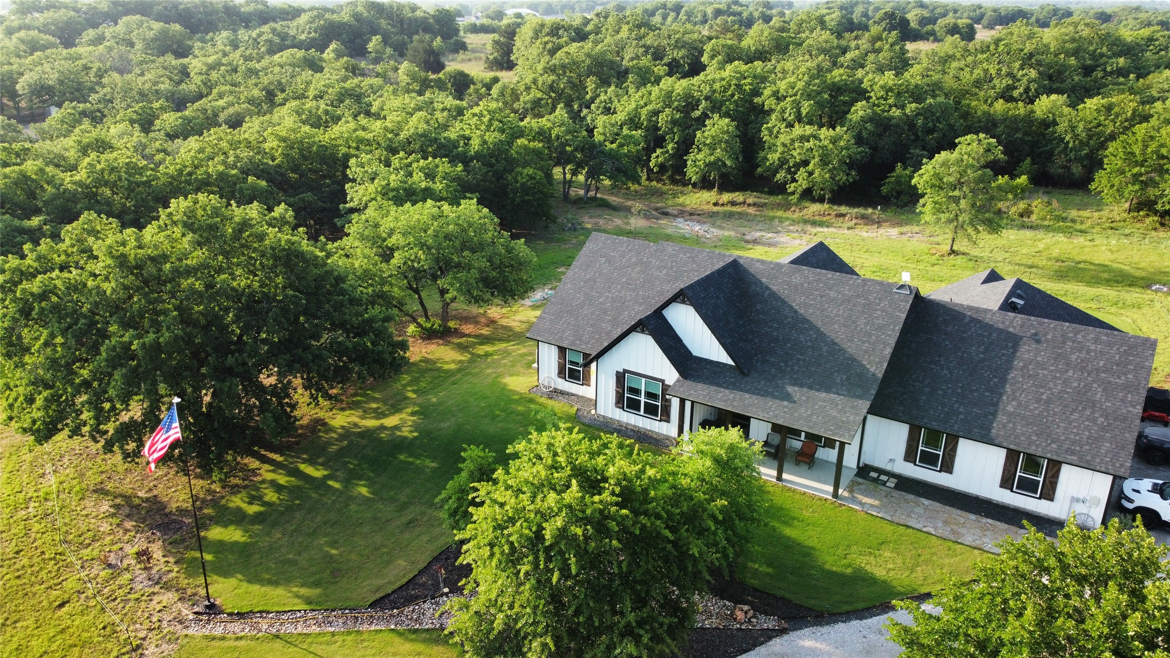165 Rolling Bend Road Alvord TX 76225
