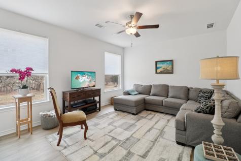 165 Rolling Bend Road Alvord TX 76225