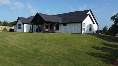 165 Rolling Bend Road Alvord TX 76225
