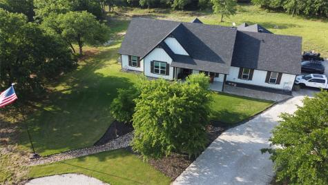 165 Rolling Bend Road Alvord TX 76225