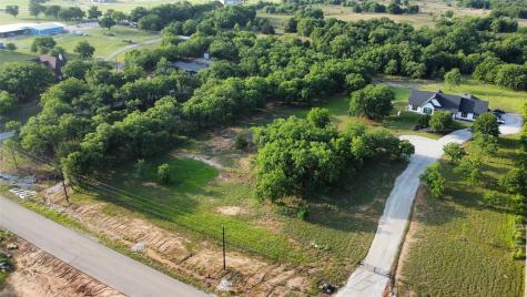 165 Rolling Bend Road Alvord TX 76225