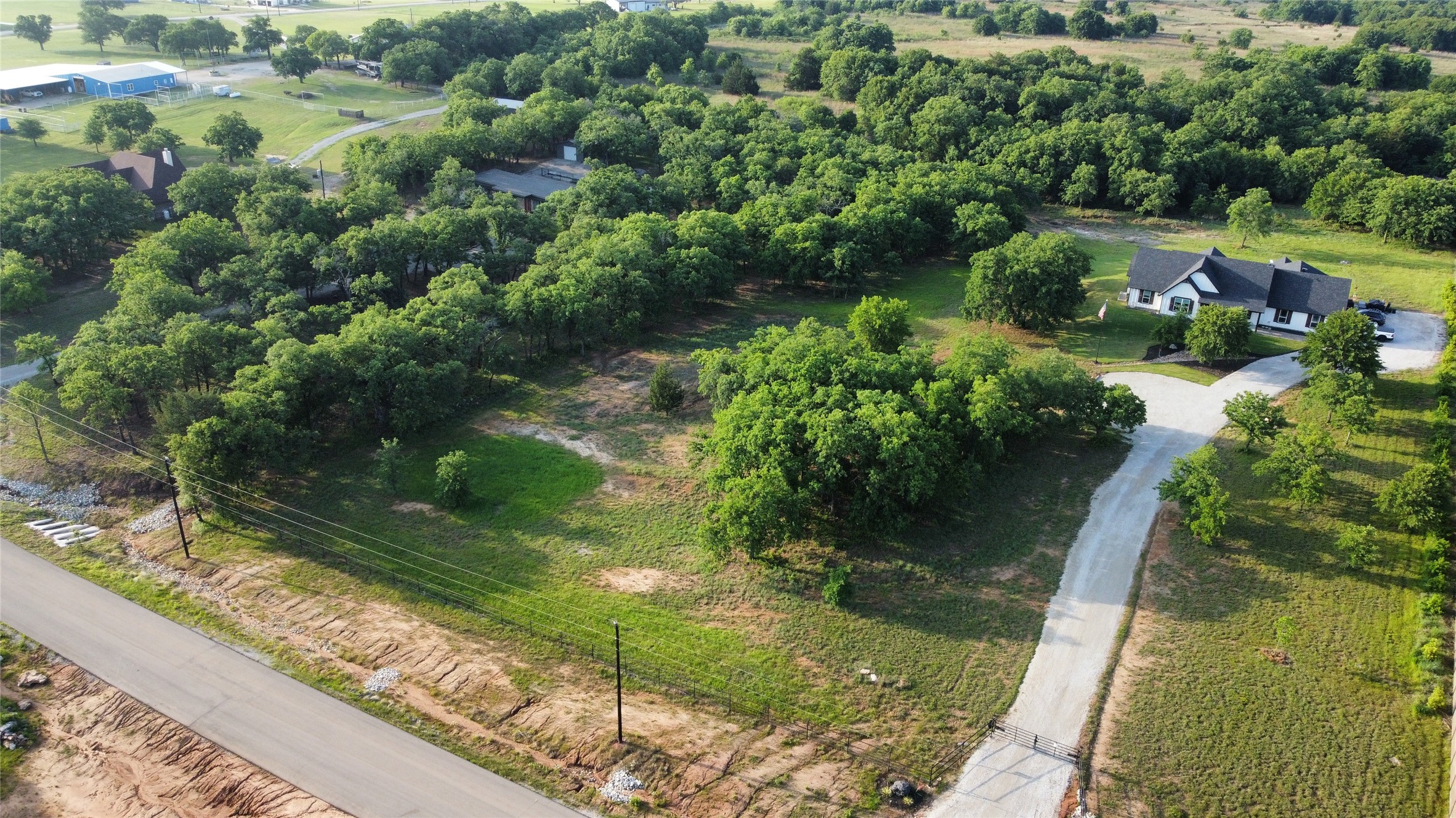 165 Rolling Bend Road Alvord TX 76225