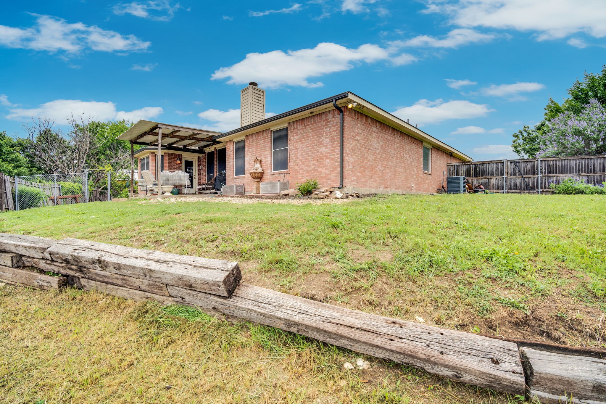 1605 S 3rd Street Midlothian TX 76065