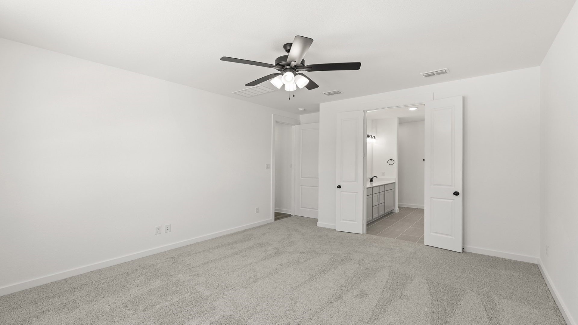 8736 Treeline Parkway Justin TX 76247
