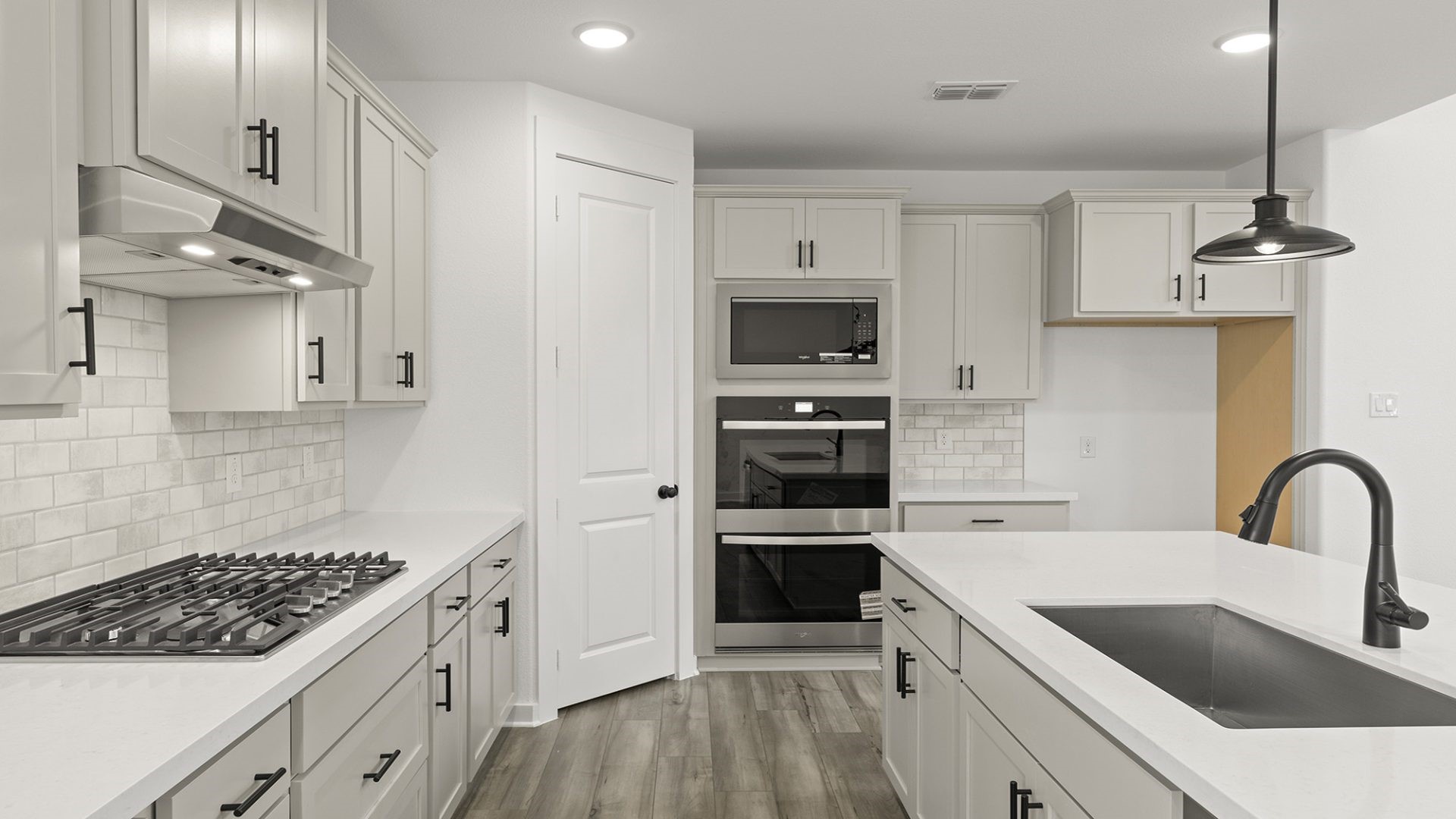 8736 Treeline Parkway Justin TX 76247