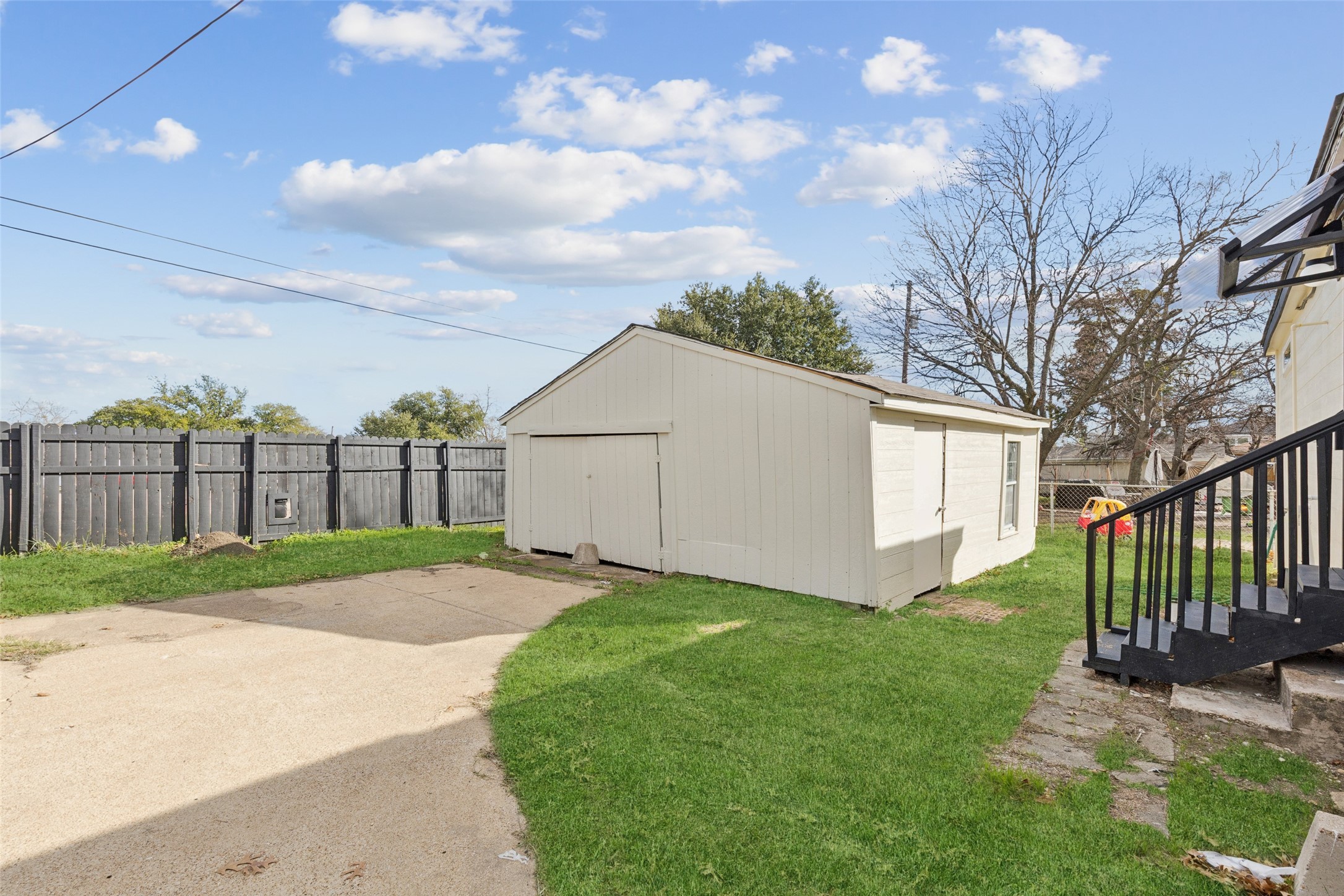 604 Ford Street Garland TX 75040