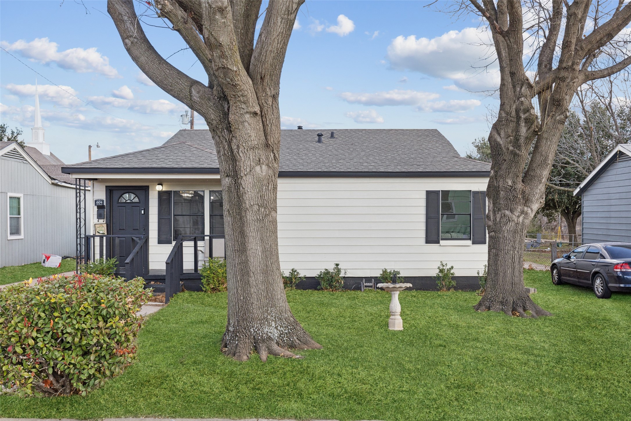 604 Ford Street Garland TX 75040