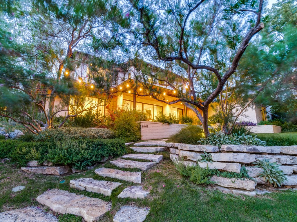6741 Alexander Drive Dallas TX 75214