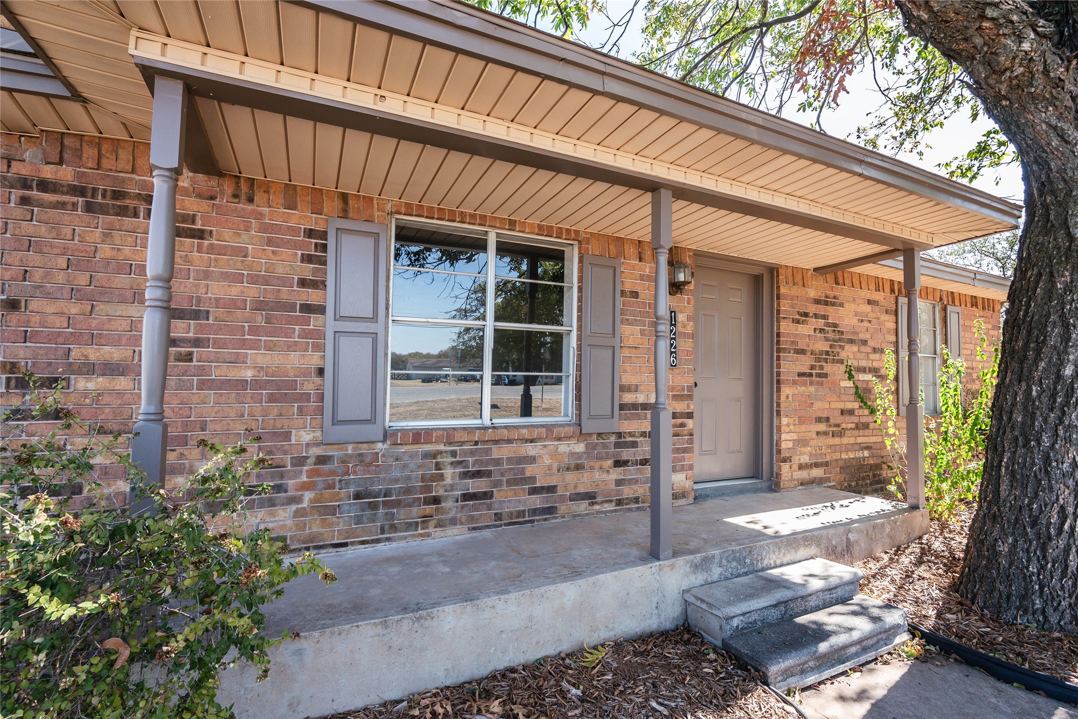 1226 Clay Street Nocona TX 76255