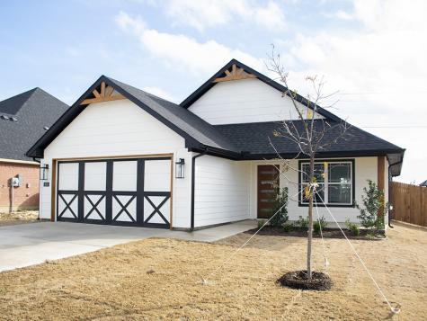 900 Tesslynn Avenue Godley TX 76044