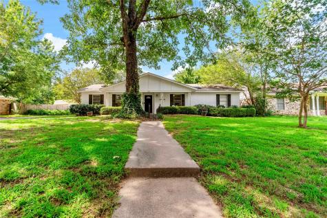 2695 Culbertson Street Paris TX 75460
