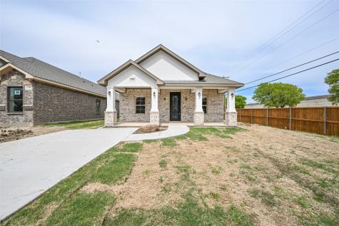1102 Fort Worth Street Grand Prairie TX 75050