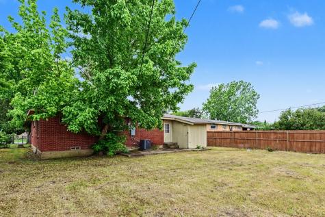 2333 S Lockhart Avenue Dallas TX 75228