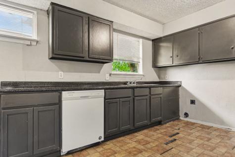2333 S Lockhart Avenue Dallas TX 75228