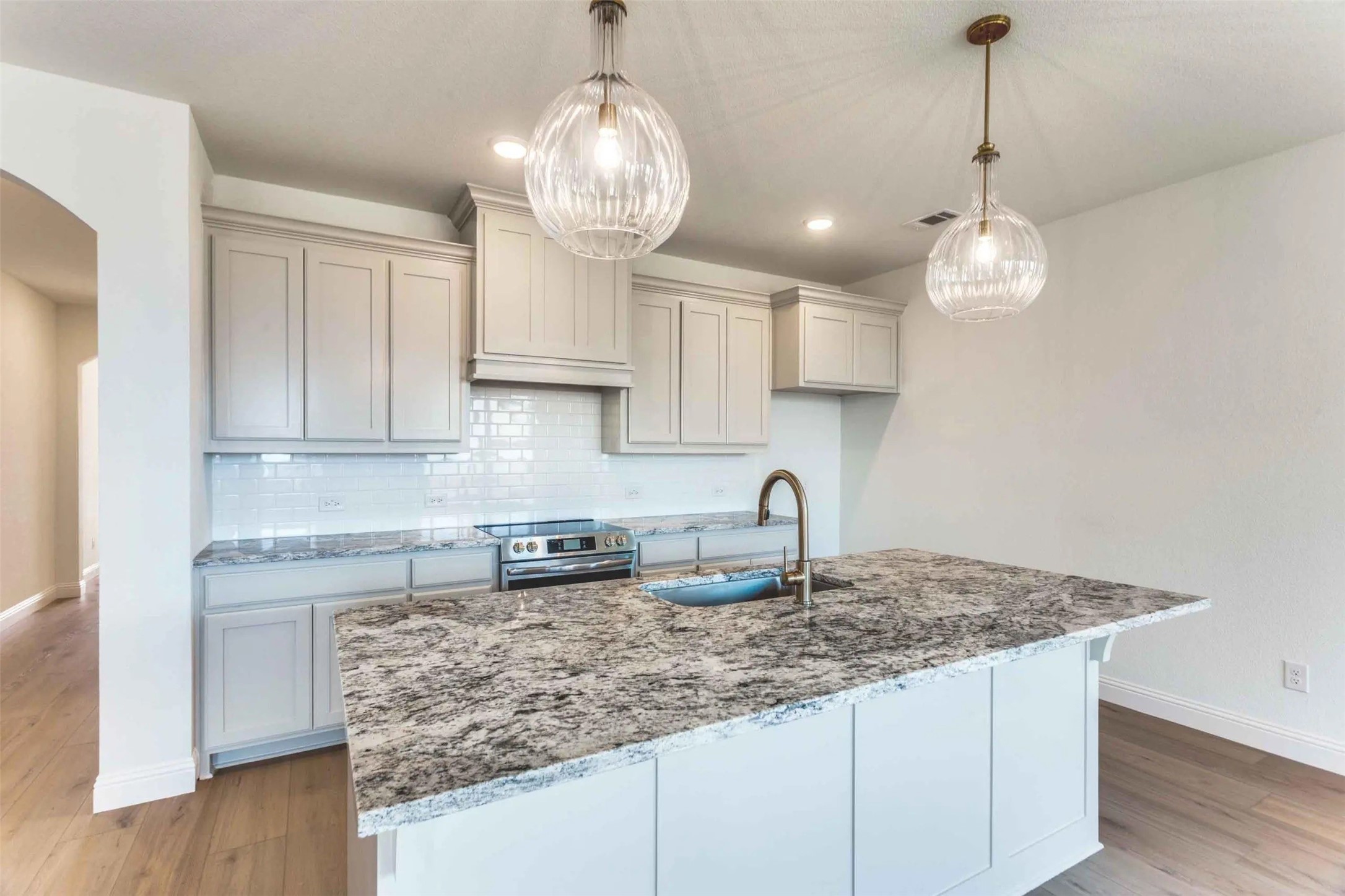 533 Hillcrest Circle Justin TX 76247
