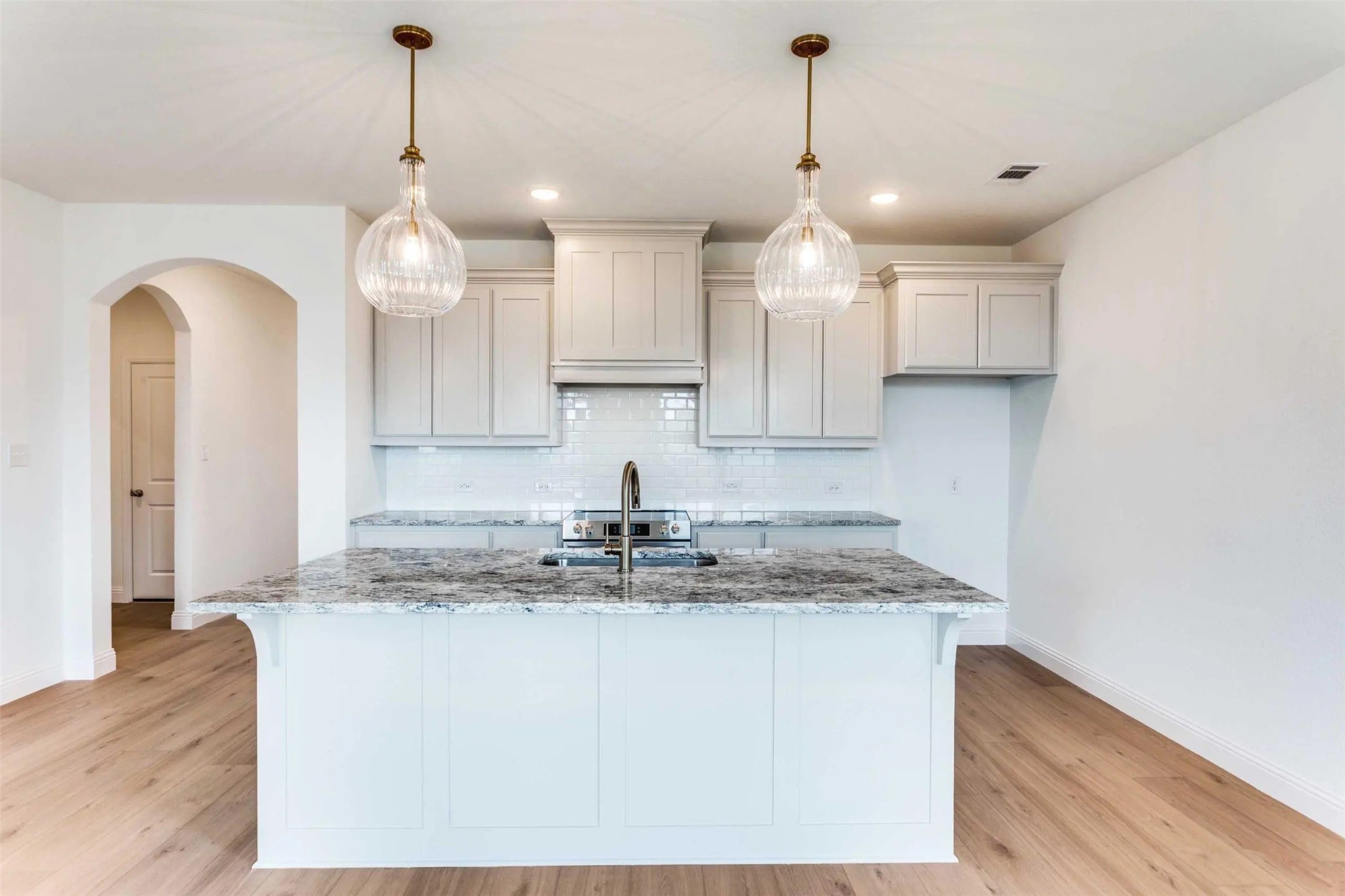 533 Hillcrest Circle Justin TX 76247