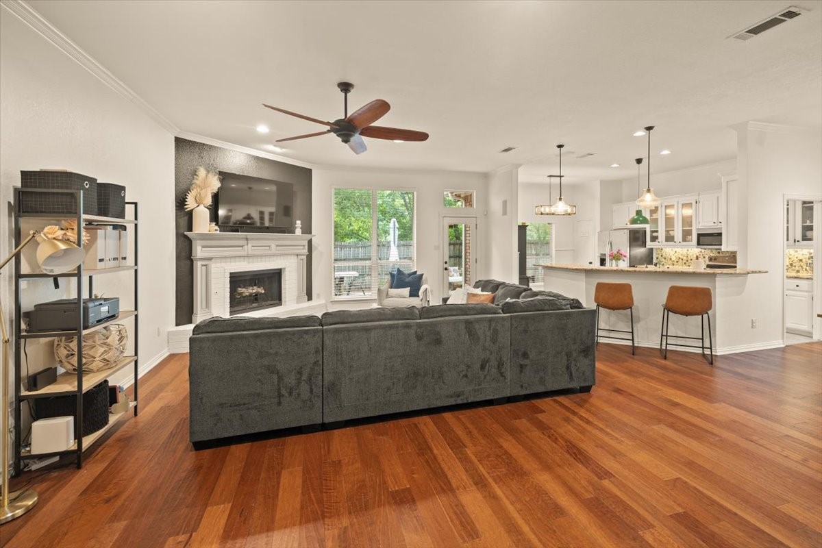 7311 Heritage Oaks Drive Arlington TX 76001