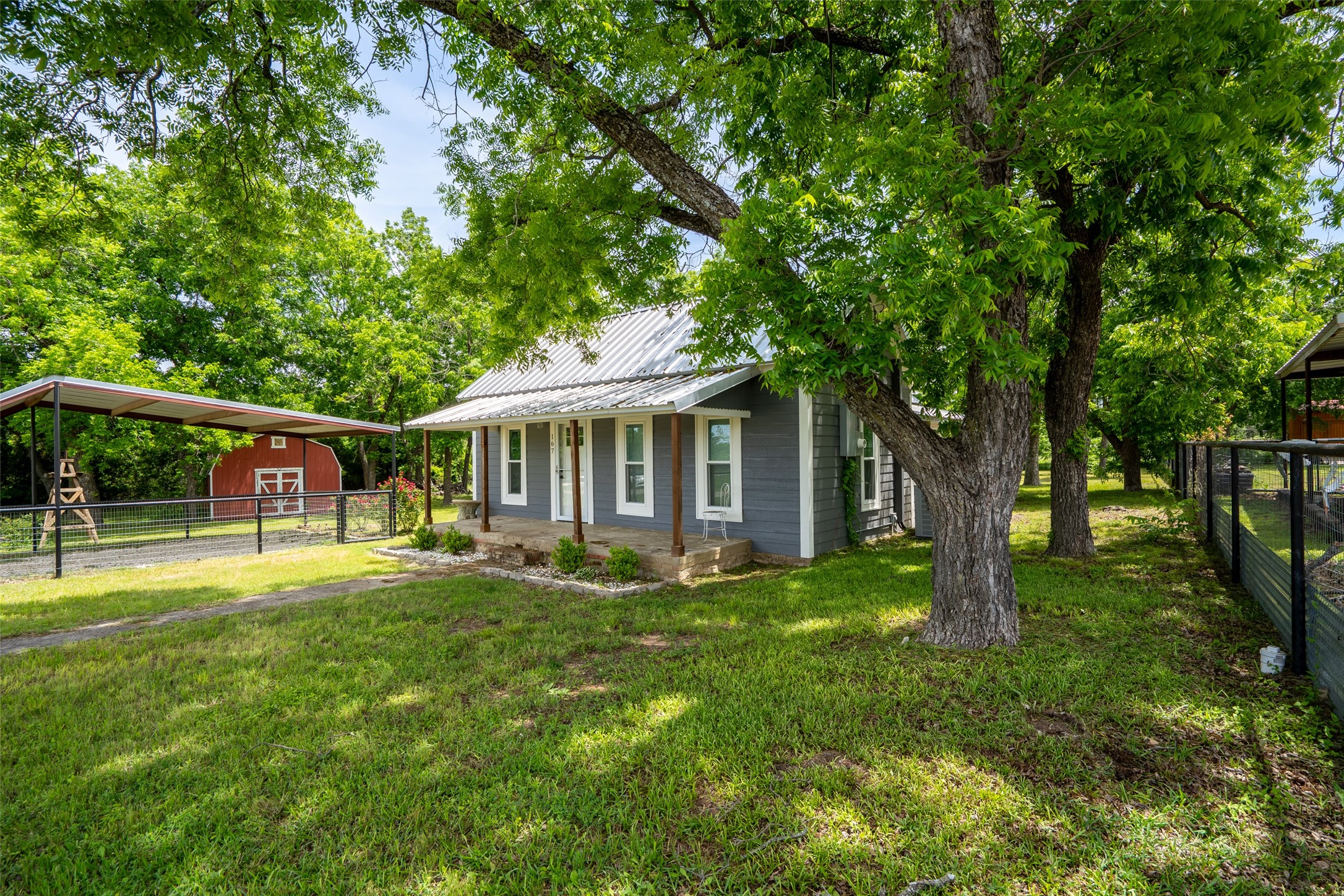 167 W Ross Street Walnut Springs TX 76690