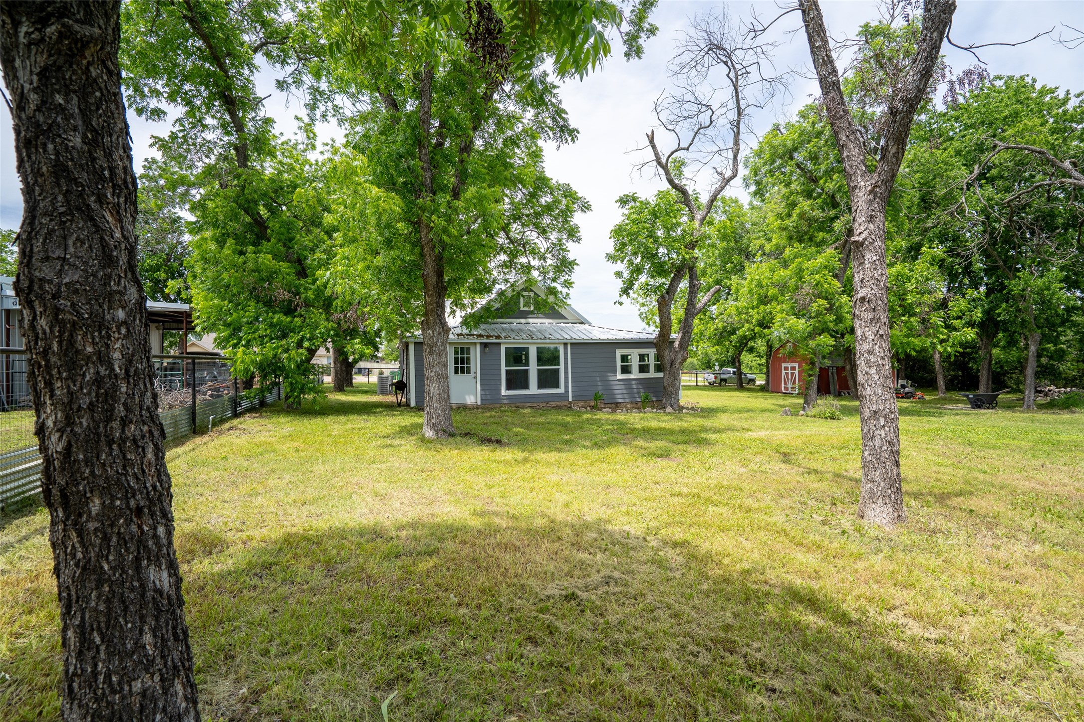 167 W Ross Street Walnut Springs TX 76690
