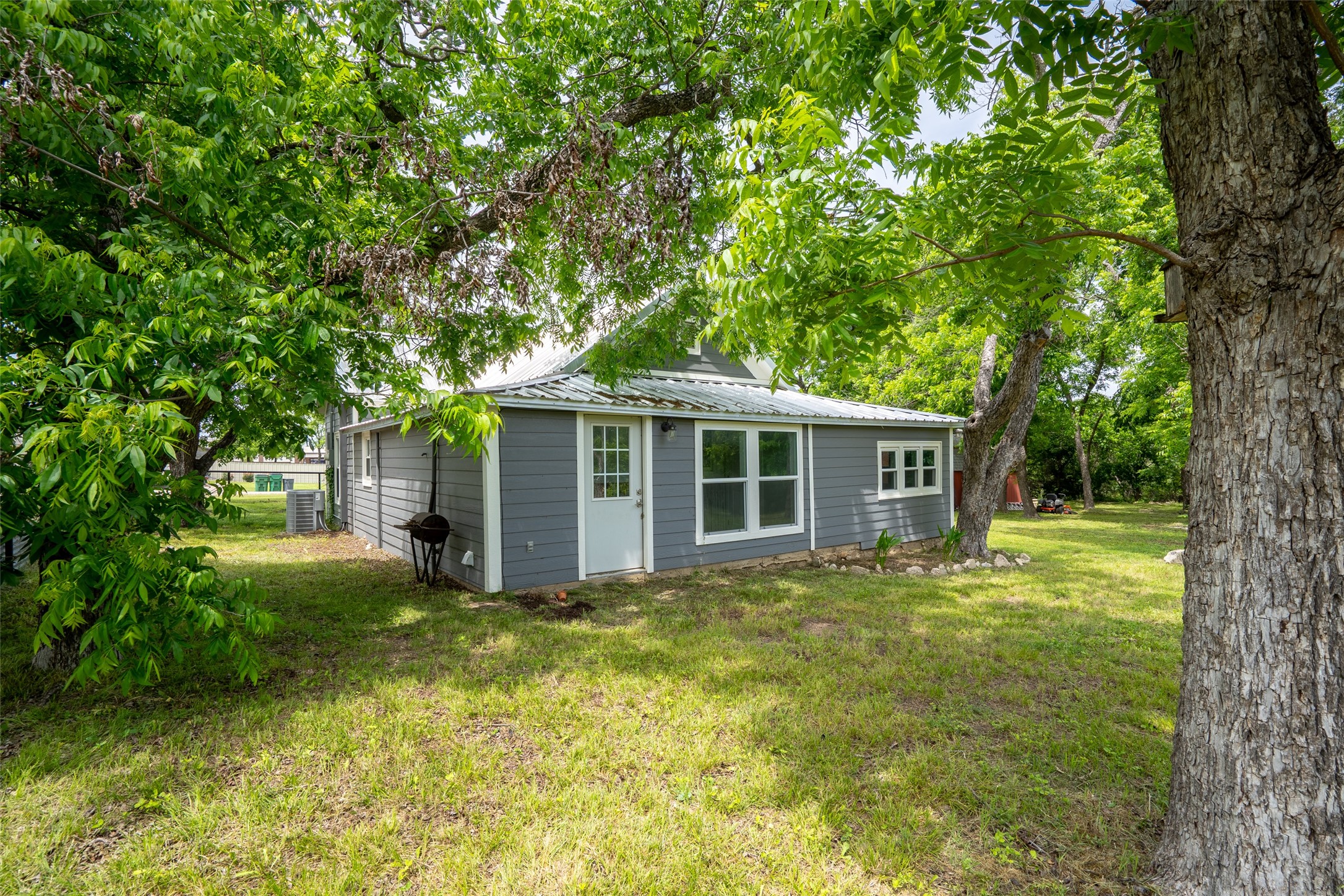 167 W Ross Street Walnut Springs TX 76690