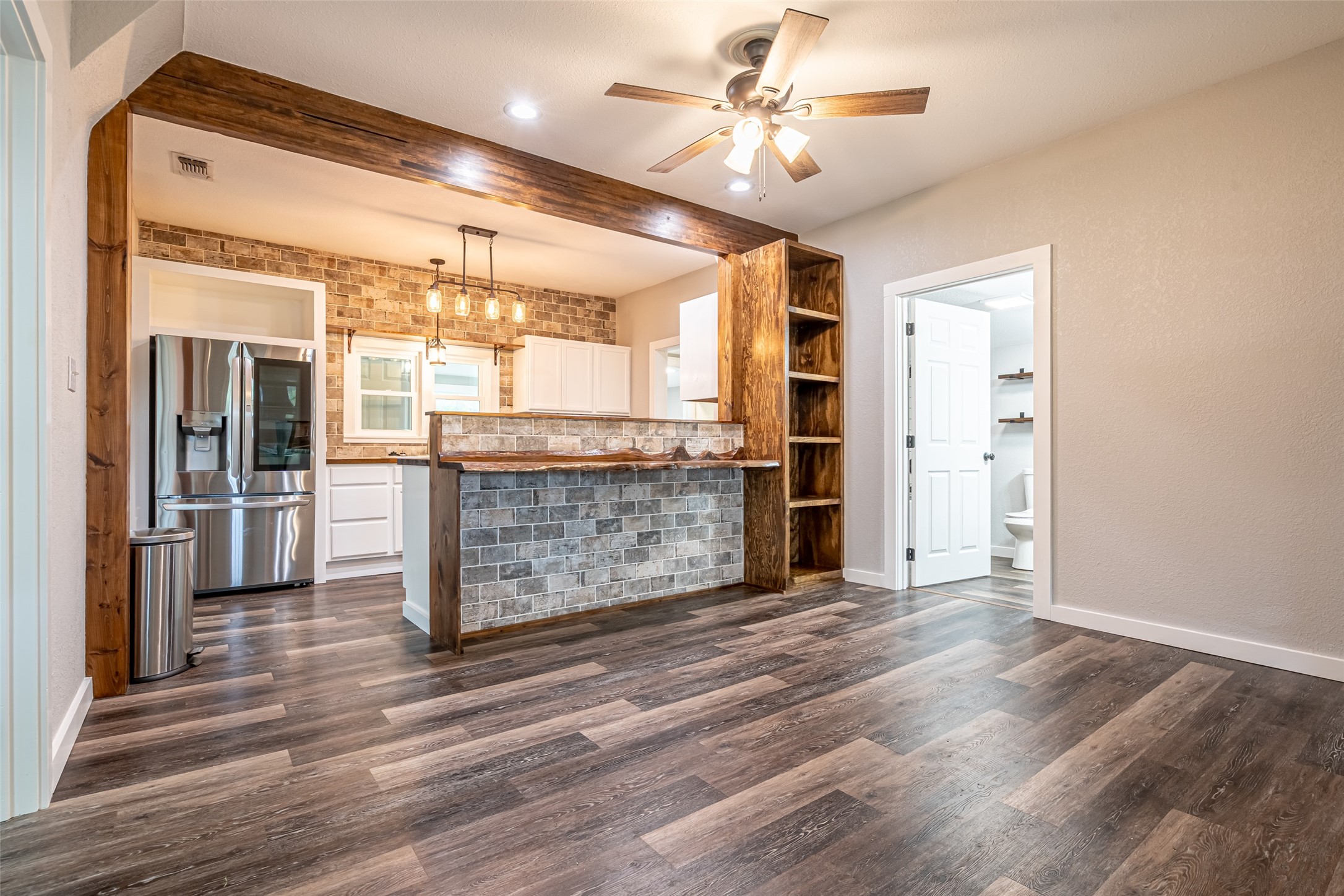 167 W Ross Street Walnut Springs TX 76690