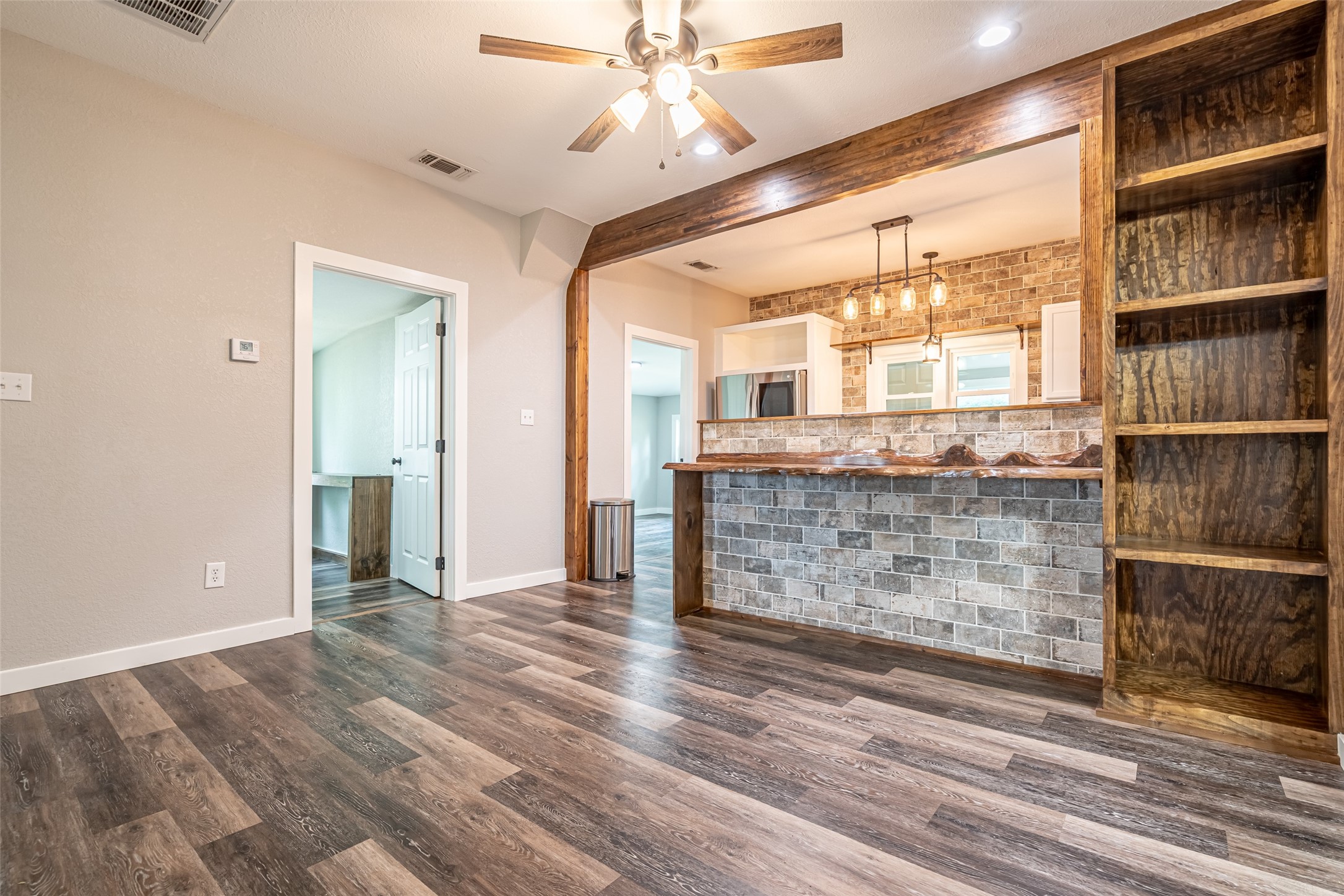 167 W Ross Street Walnut Springs TX 76690