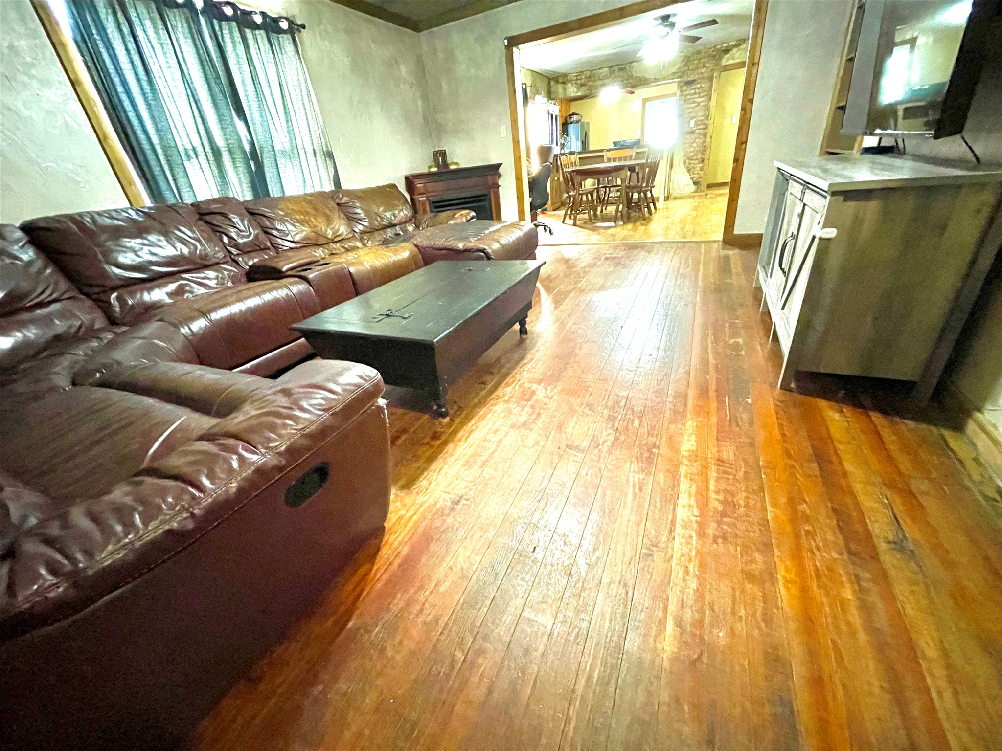 209 N Bowie Street Jacksboro TX 76458