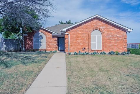 5900 Heatherglen Terrace Fort Worth TX 76179
