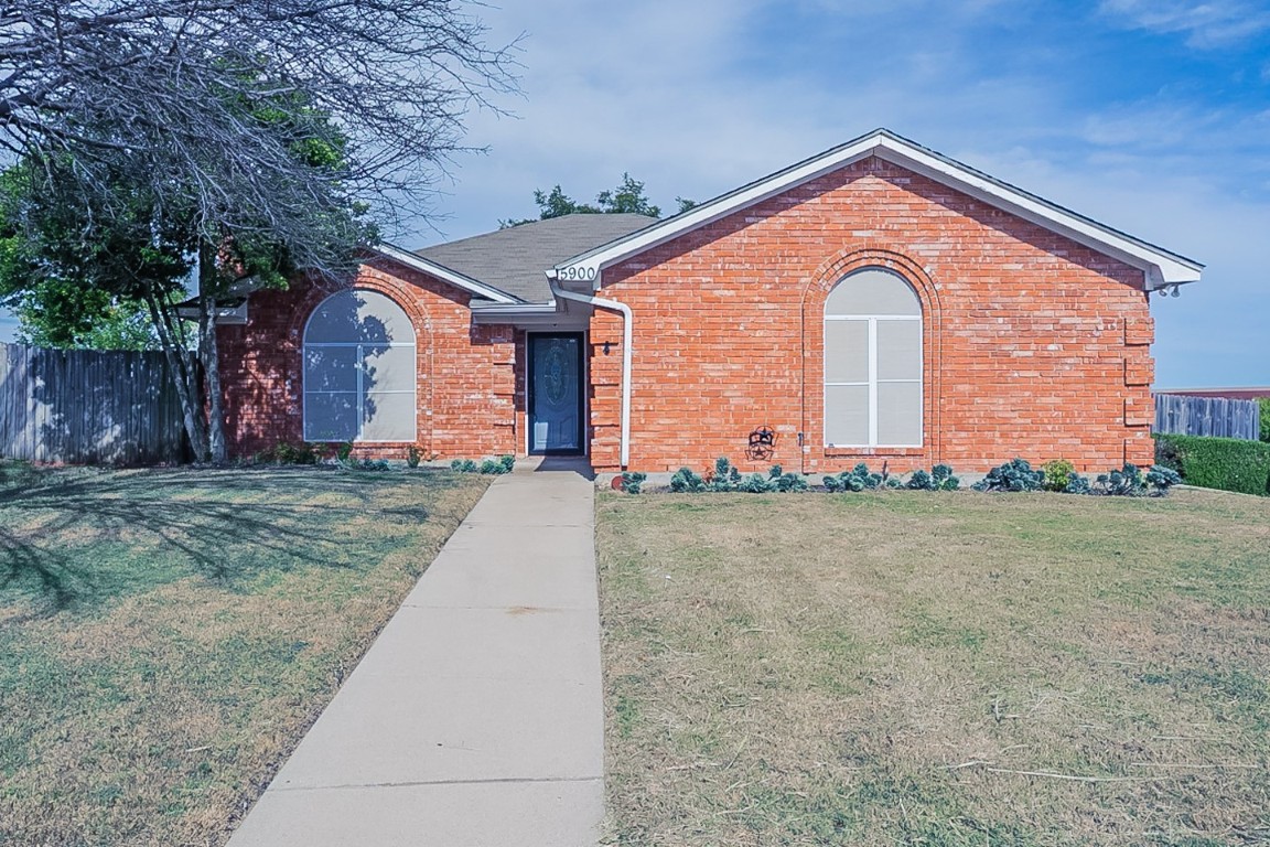 5900 Heatherglen Terrace Fort Worth TX 76179