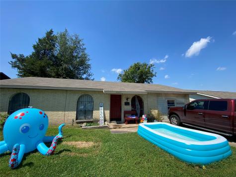 4005 Salem Drive Garland TX 75043