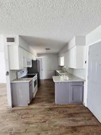 722 S Church Street Pilot Point TX 76258