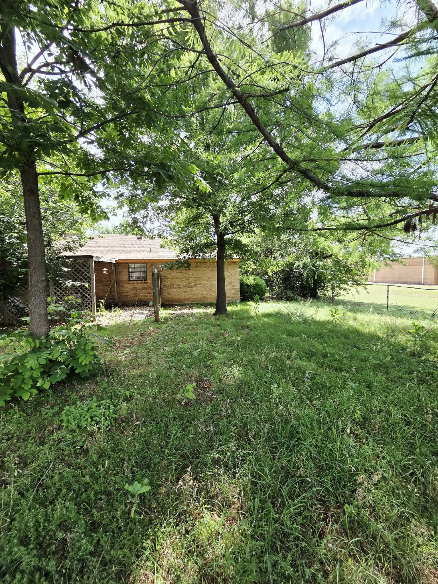 722 S Church Street Pilot Point TX 76258