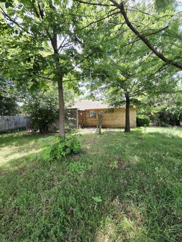 722 S Church Street Pilot Point TX 76258