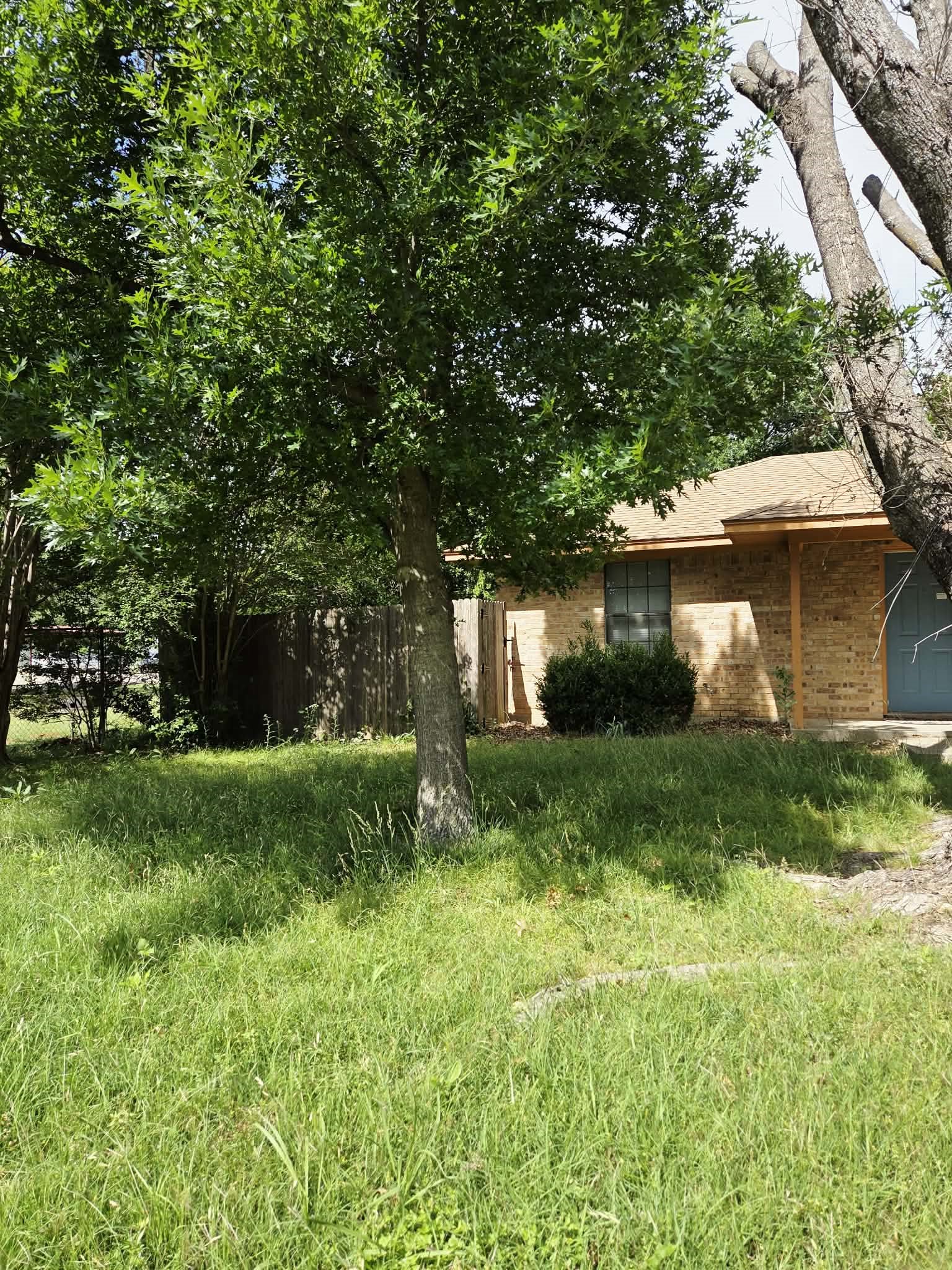 722 S Church Street Pilot Point TX 76258