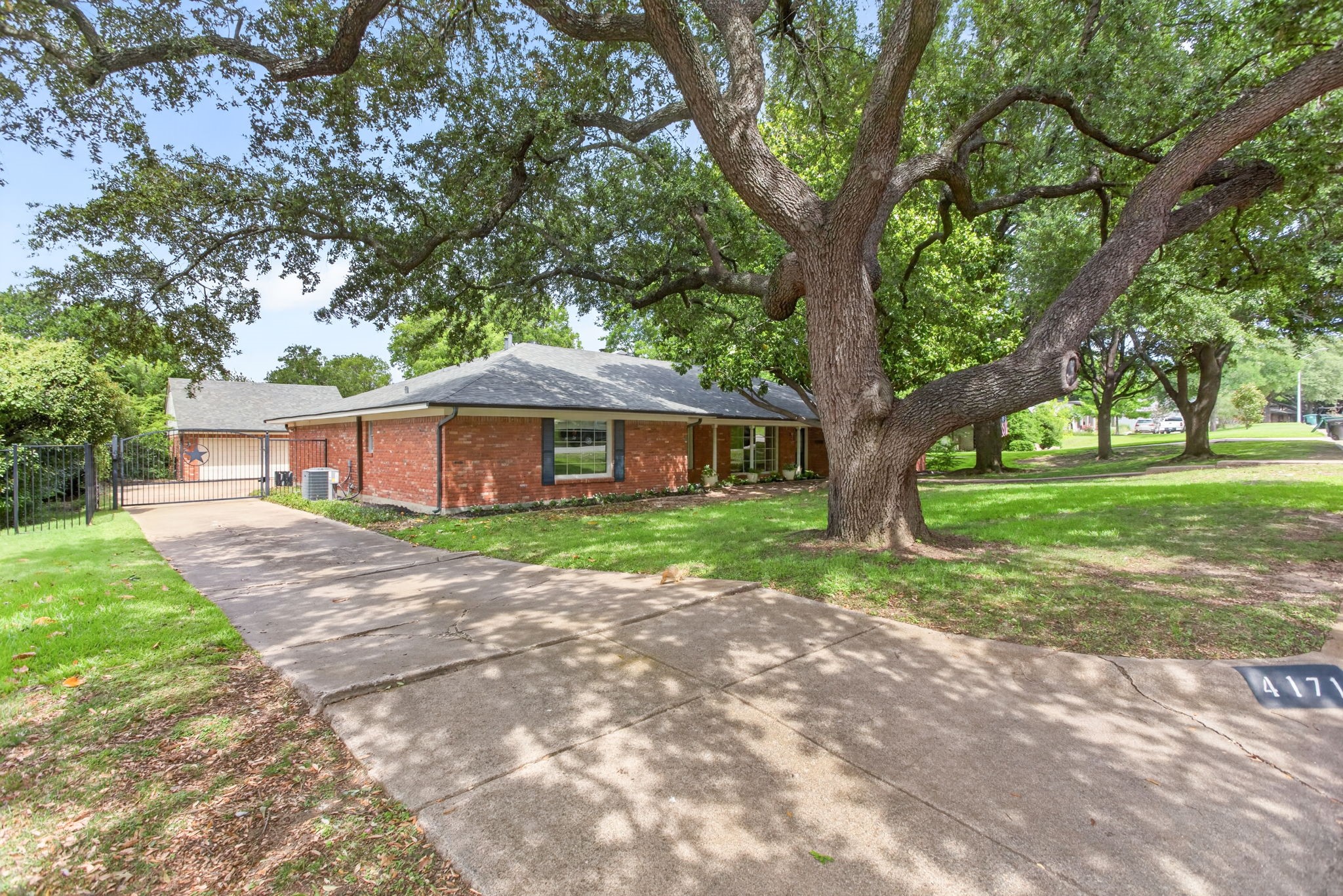 4171 Sarita Drive Fort Worth TX 76109