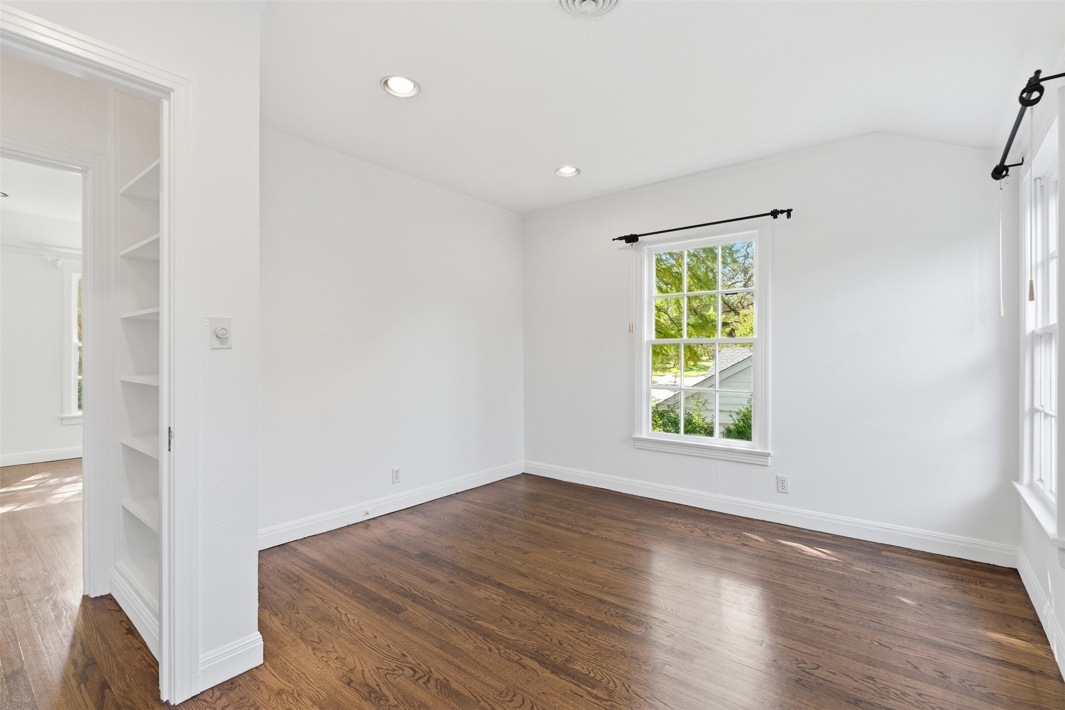 4224 Pershing Avenue Fort Worth TX 76107