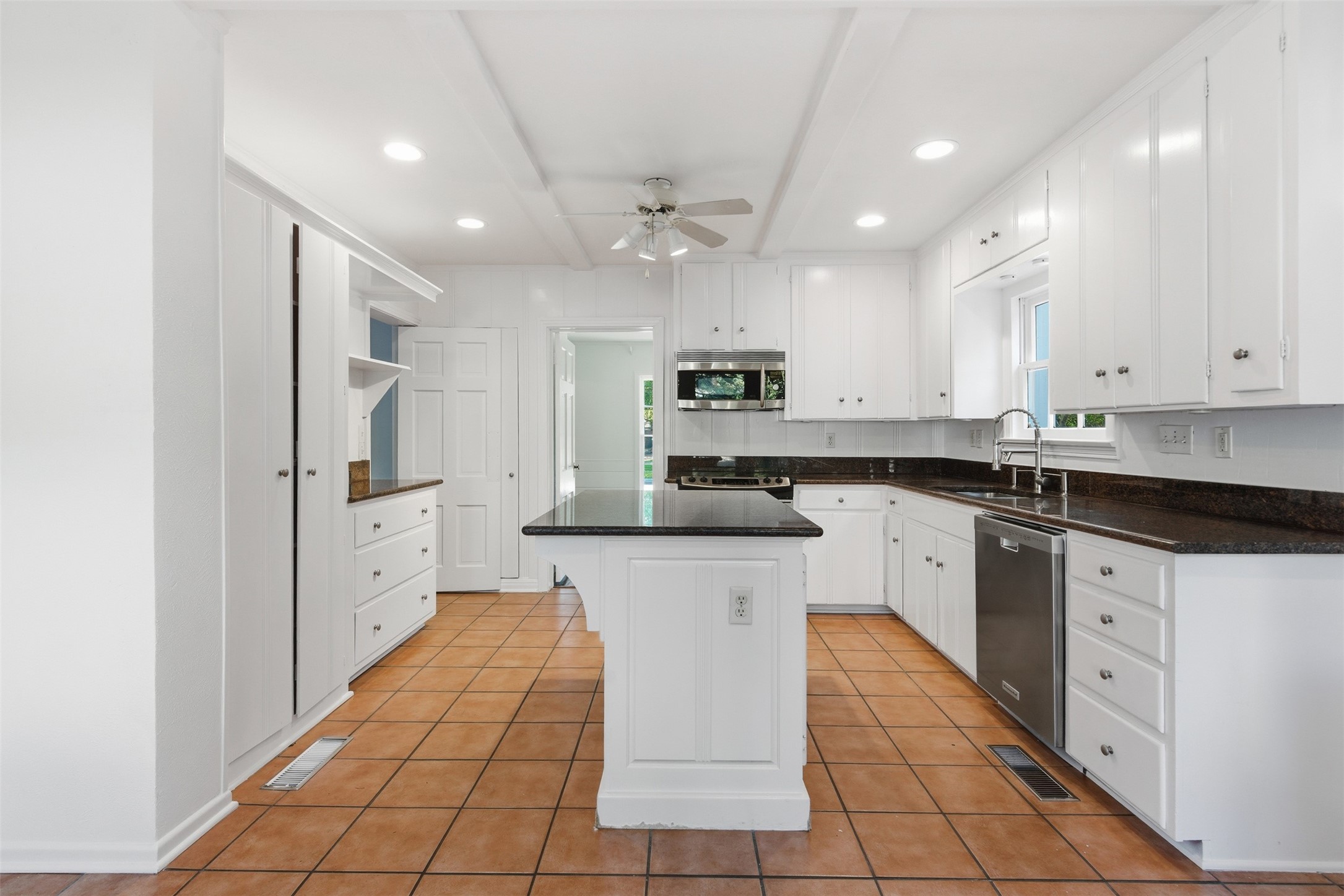 4224 Pershing Avenue Fort Worth TX 76107