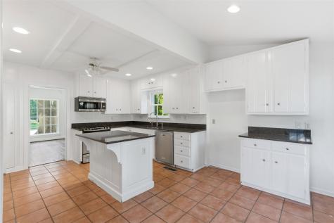 4224 Pershing Avenue Fort Worth TX 76107