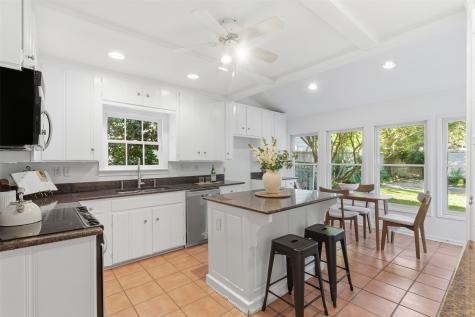 4224 Pershing Avenue Fort Worth TX 76107