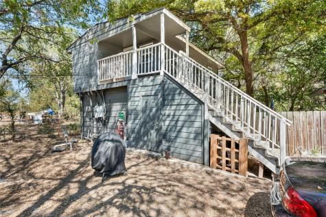 1011 Hackberry Street San Marcos TX 78666