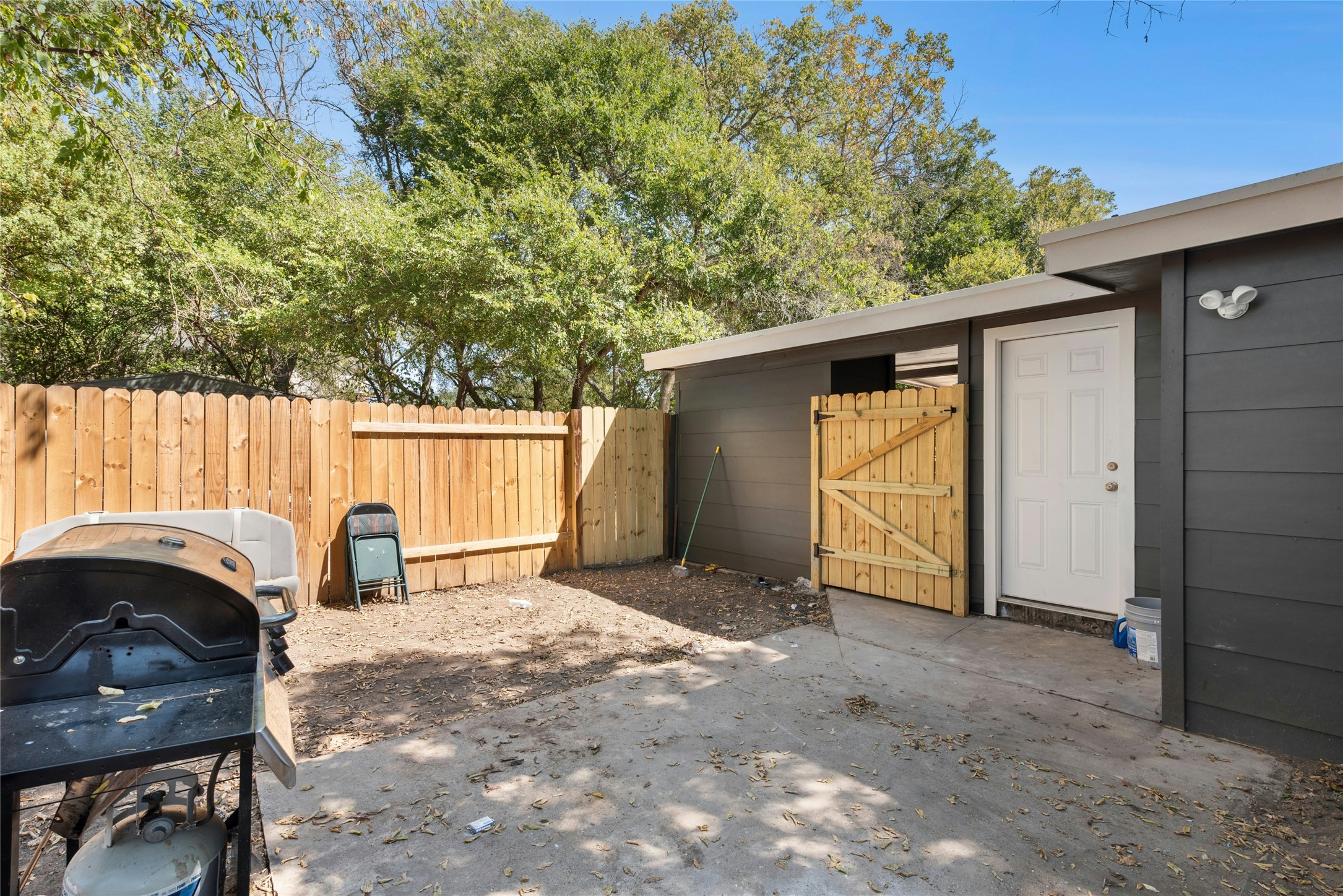 1011 Hackberry Street San Marcos TX 78666