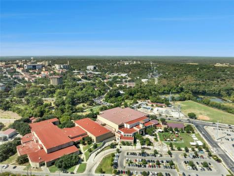 1011 Hackberry Street San Marcos TX 78666
