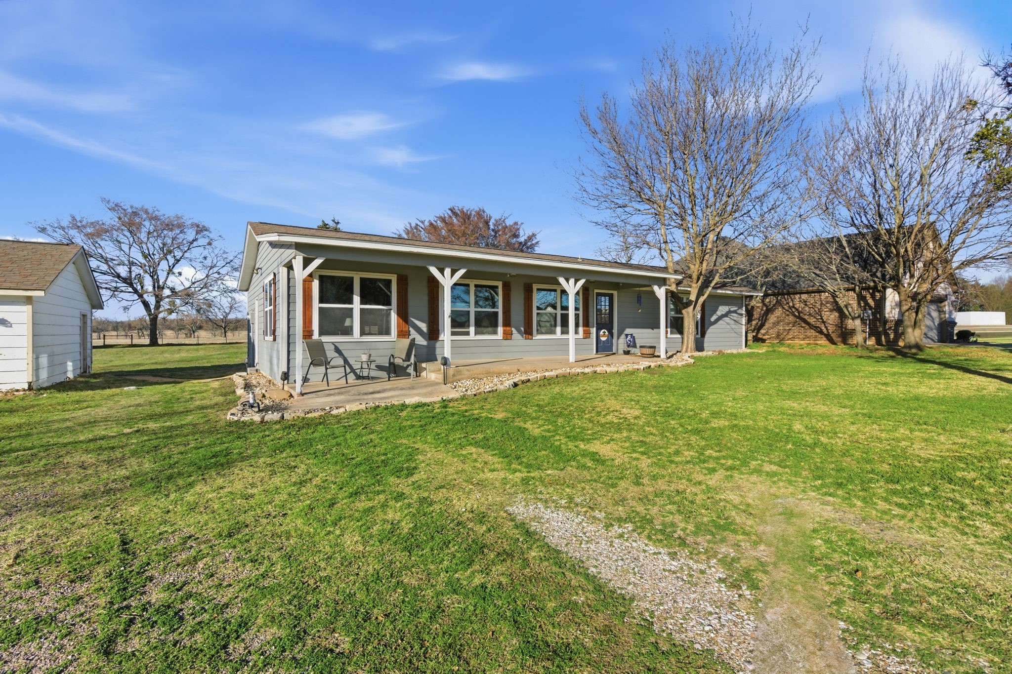 143 Mohave Drive E Lake Kiowa TX 76240