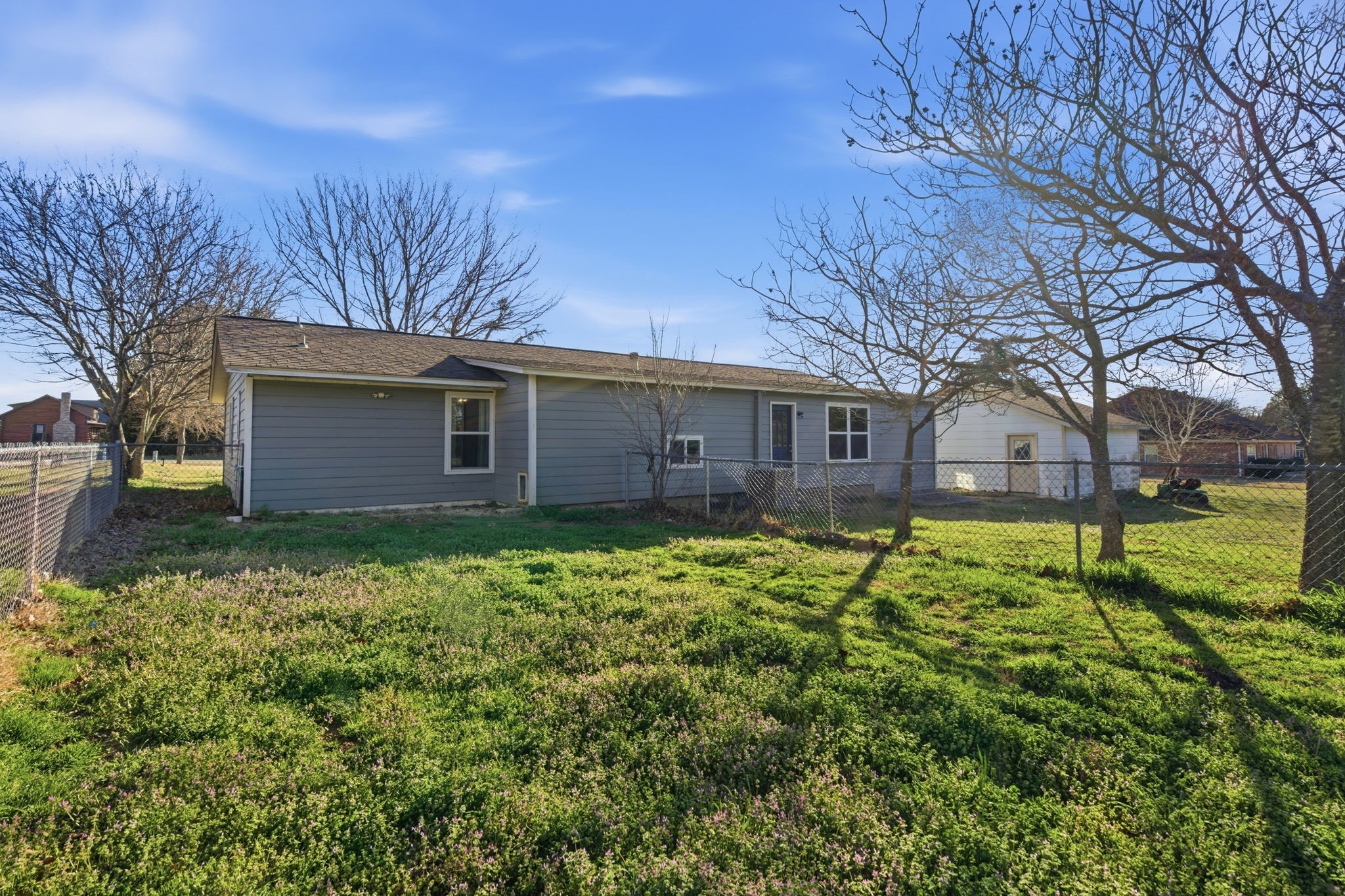 143 Mohave Drive E Lake Kiowa TX 76240