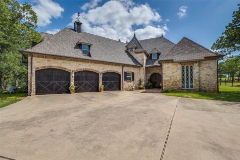181 County Road 1326 Bridgeport TX 76426
