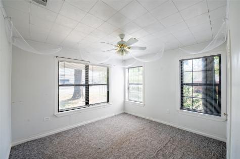 613 N Newsom Mineola TX 75773